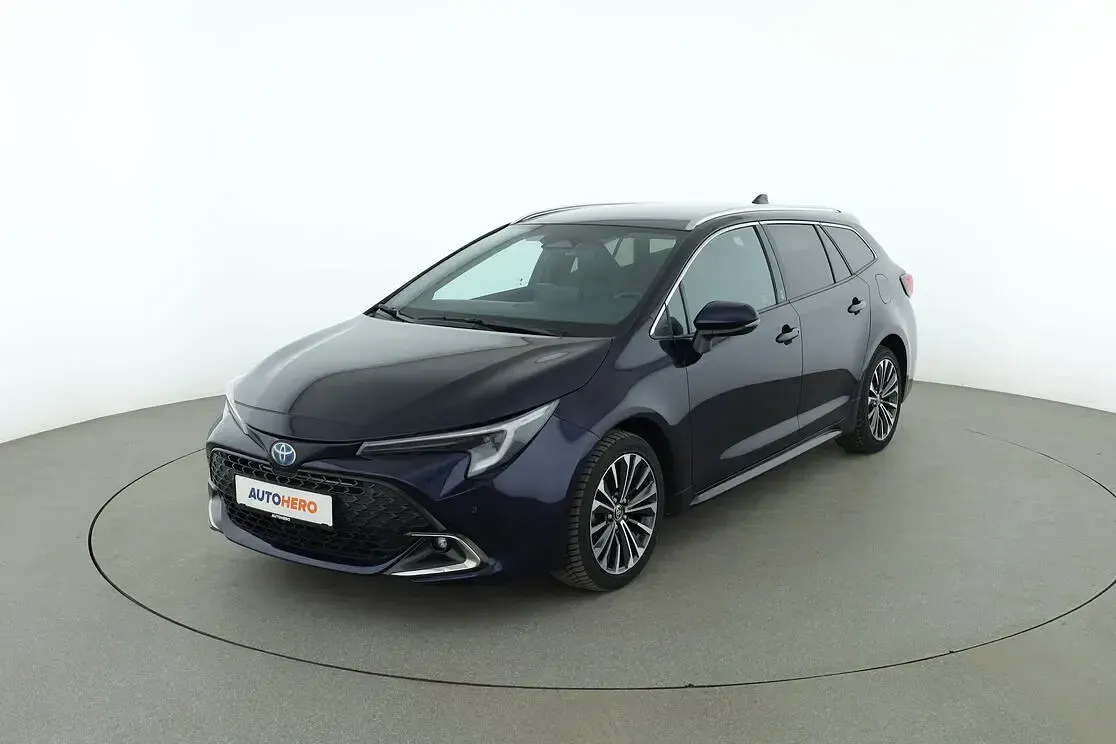 Gebraucht Toyota Corolla Team 140 PS (102 kW) 2023 Kombi