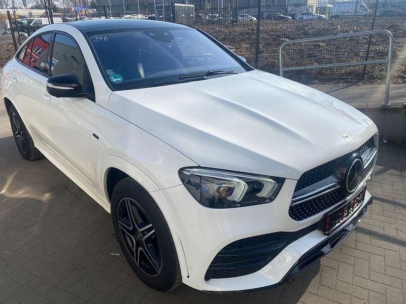 Gebraucht Mercedes GLE350 AMG line 194 PS (142 kW) 2021 Weiß Coupé