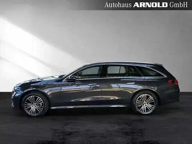 Gebraucht Mercedes E220 Avantgarde 197 PS (144 kW) 2025 Grau