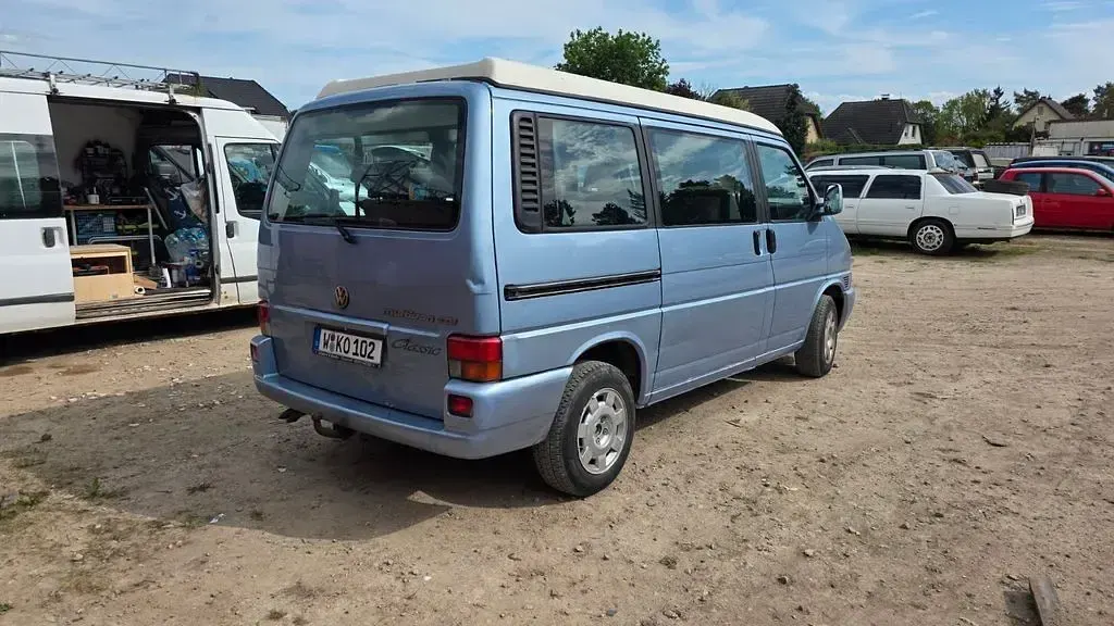 Gebraucht VW Multivan 102 PS (75 kW) 1998 Blau Van / Kleinbus