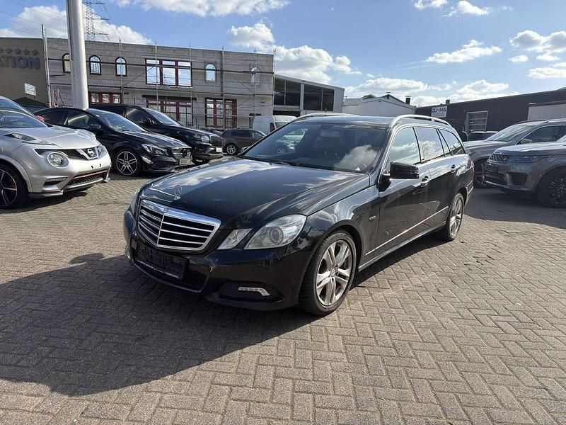 Gebraucht Mercedes E350 Avantgarde 231 PS (169 kW) 2009 Kombi