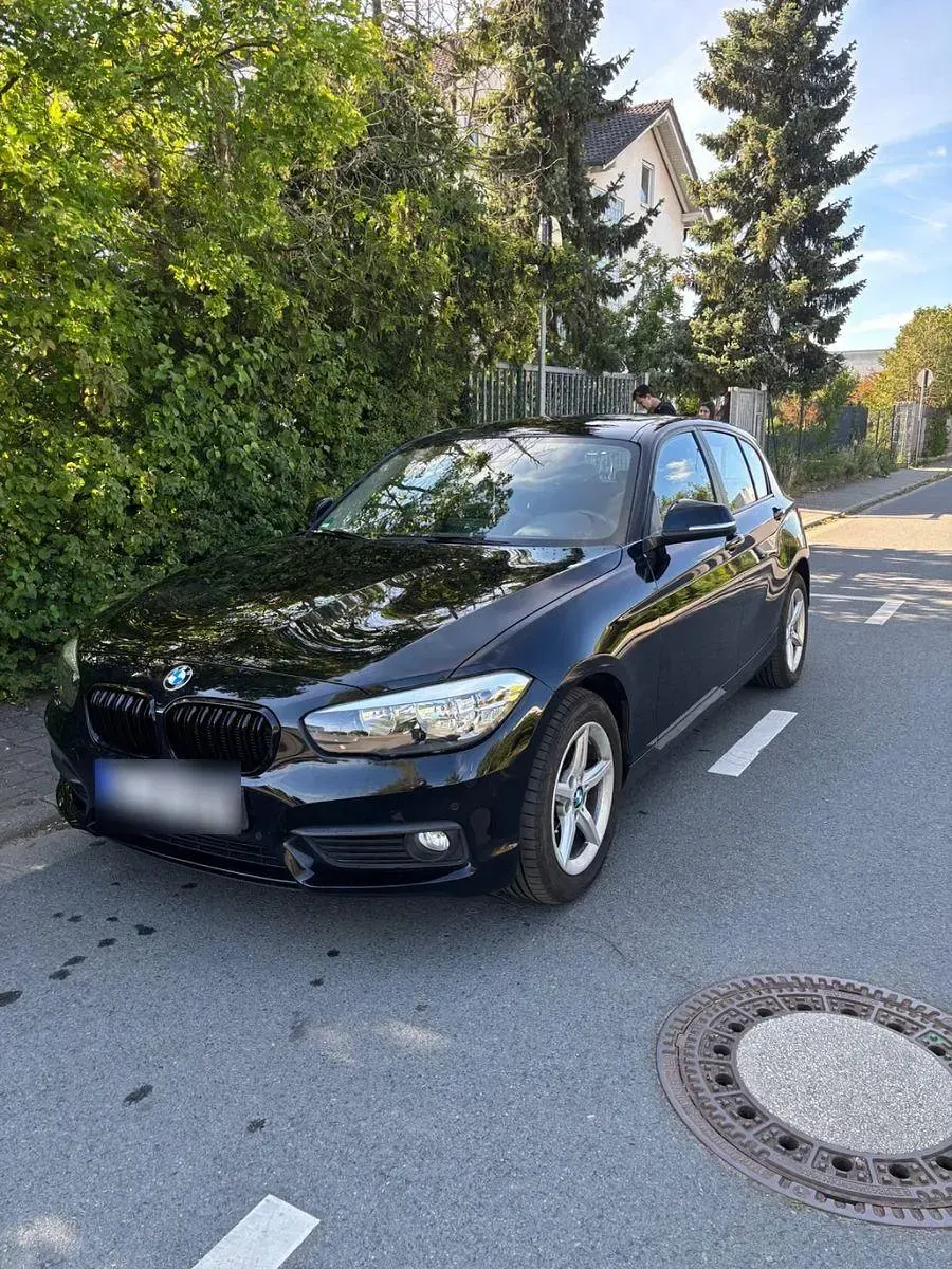 Gebraucht BMW 116 Advantage 109 PS (80 kW) 2015 Schwarz Kleinwagen