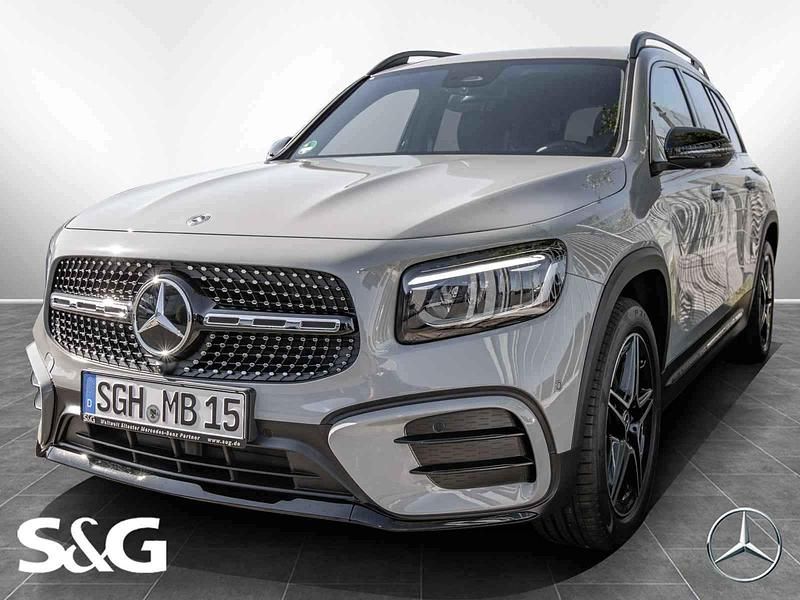 Manufaktur lack manufaktur alpin Gebraucht 2025 Mercedes GLB200 AMG SUV | 46.879 € (Etwas zu teuer) - Bild 1/4