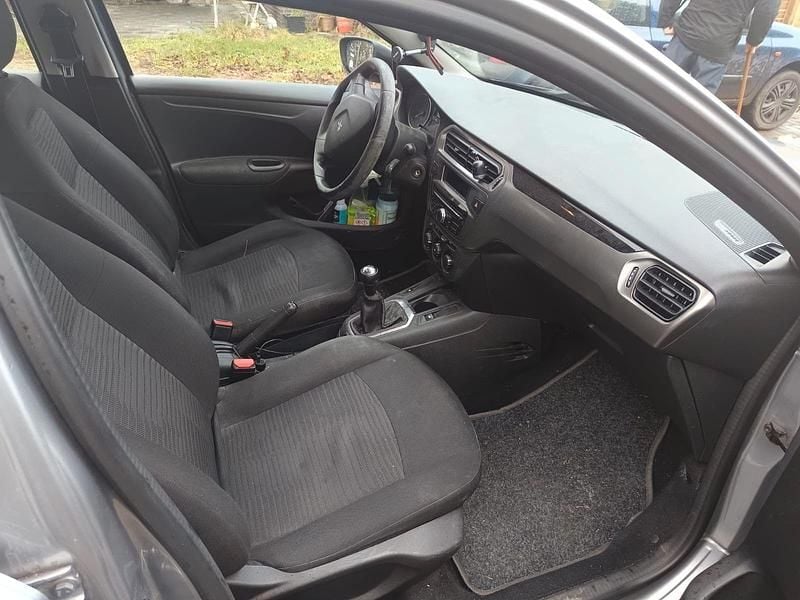 Gebraucht Peugeot 301 116 PS (85 kW) 2017 Grau Limousine