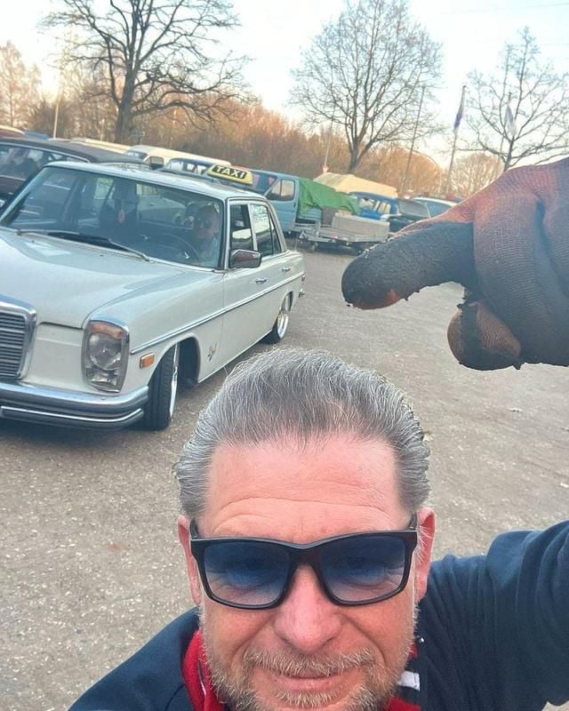 Gebraucht 1975 Mercedes W114 Limousine | 12.800 € - Bild 1/4