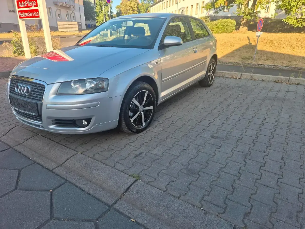 Gebraucht Audi A3 102 PS (75 kW) 2007 Silber Kleinwagen
