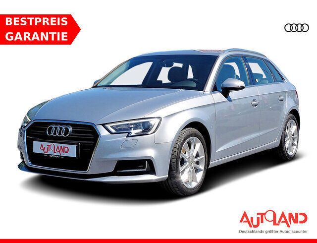 Silber Gebraucht 2018 Audi A3 Design Limousine | 17.950 € (Guter Preis) - Bild 1/4
