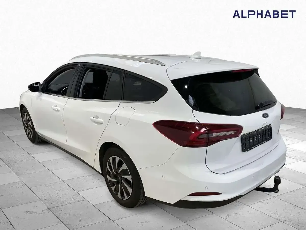 Gebraucht Ford Focus Titanium 116 PS (85 kW) 2023 Weiß Kombi