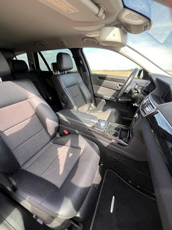 Gebraucht Mercedes E200 Avantgarde 184 PS (135 kW) 2012 Schwarz Kombi