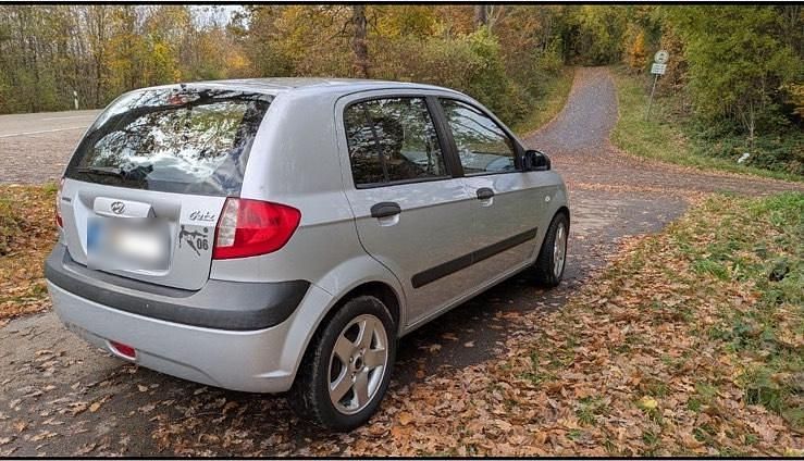 Second-hand Hyundai Getz 66 CP (48 kW) 2006 Argintiu Hatchback