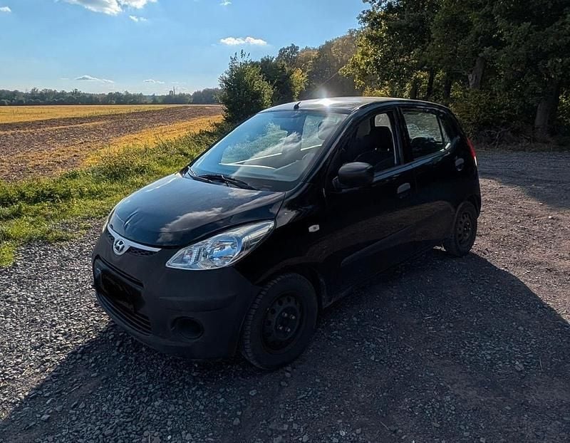 Schwarz Gebraucht 2010 Hyundai i10 Kleinwagen | 600 € (Superpreis) - Bild 1/4