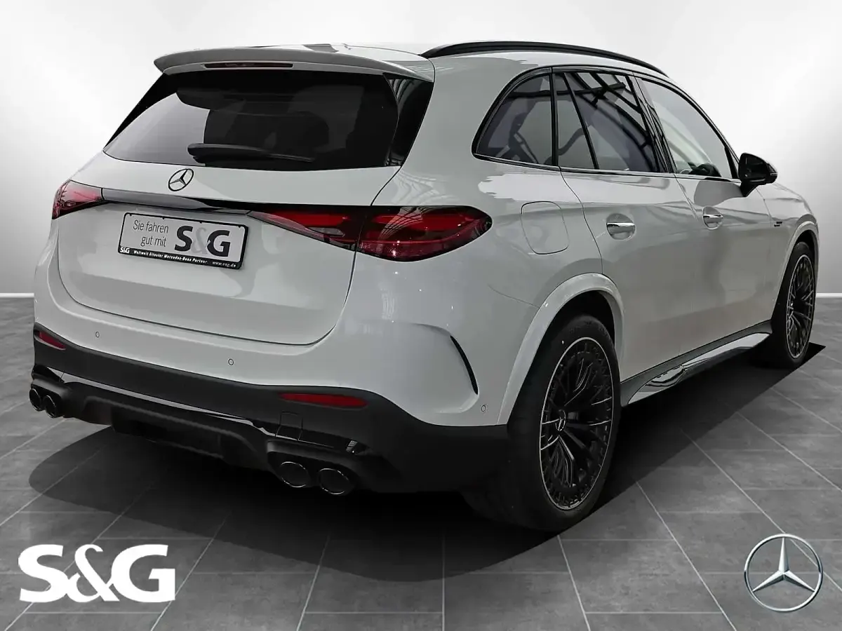 Gebraucht Mercedes GLC43 AMG AMG 421 PS (309 kW) 2026 Unilack polarweiß SUV