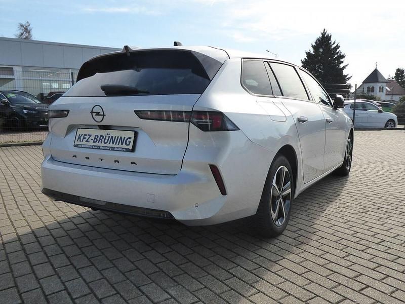 Gebraucht Opel Astra 131 PS (96 kW) 2024 Silber Kombi