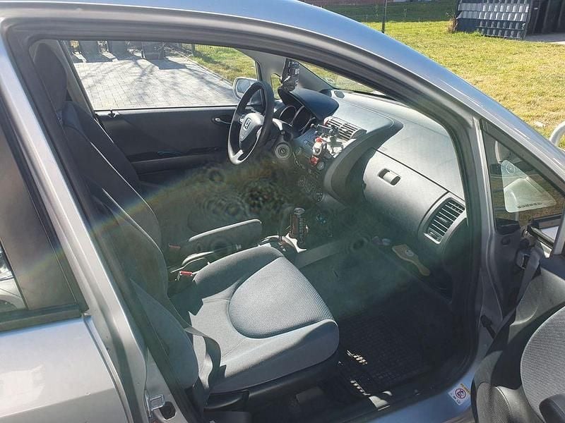 Gebraucht Honda Jazz ES 83 PS (61 kW) 2004 Silber Kleinwagen