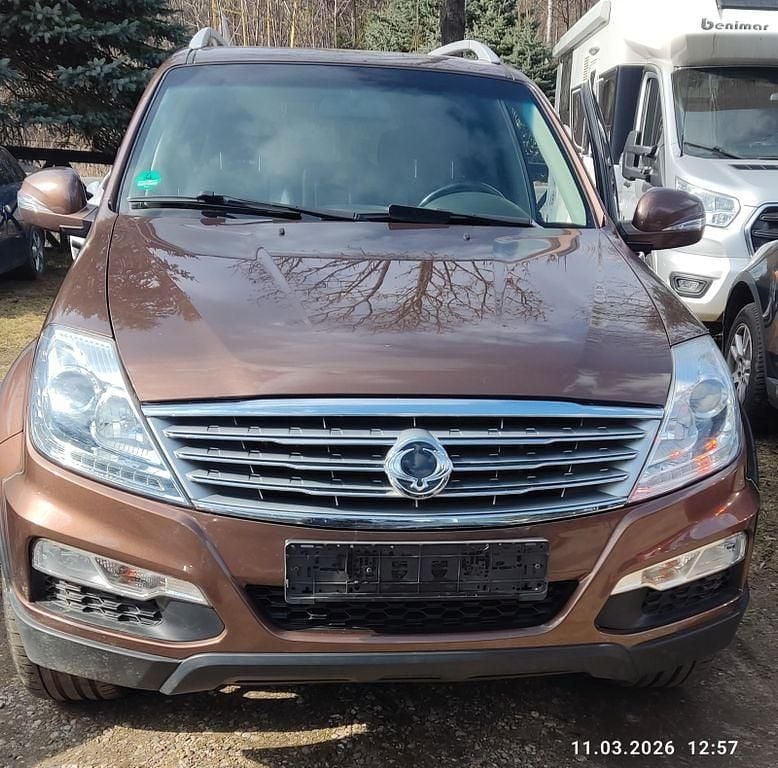 Gebraucht Ssangyong (KGM) Rexton Crystal 155 PS (114 kW) 2015 Braun SUV