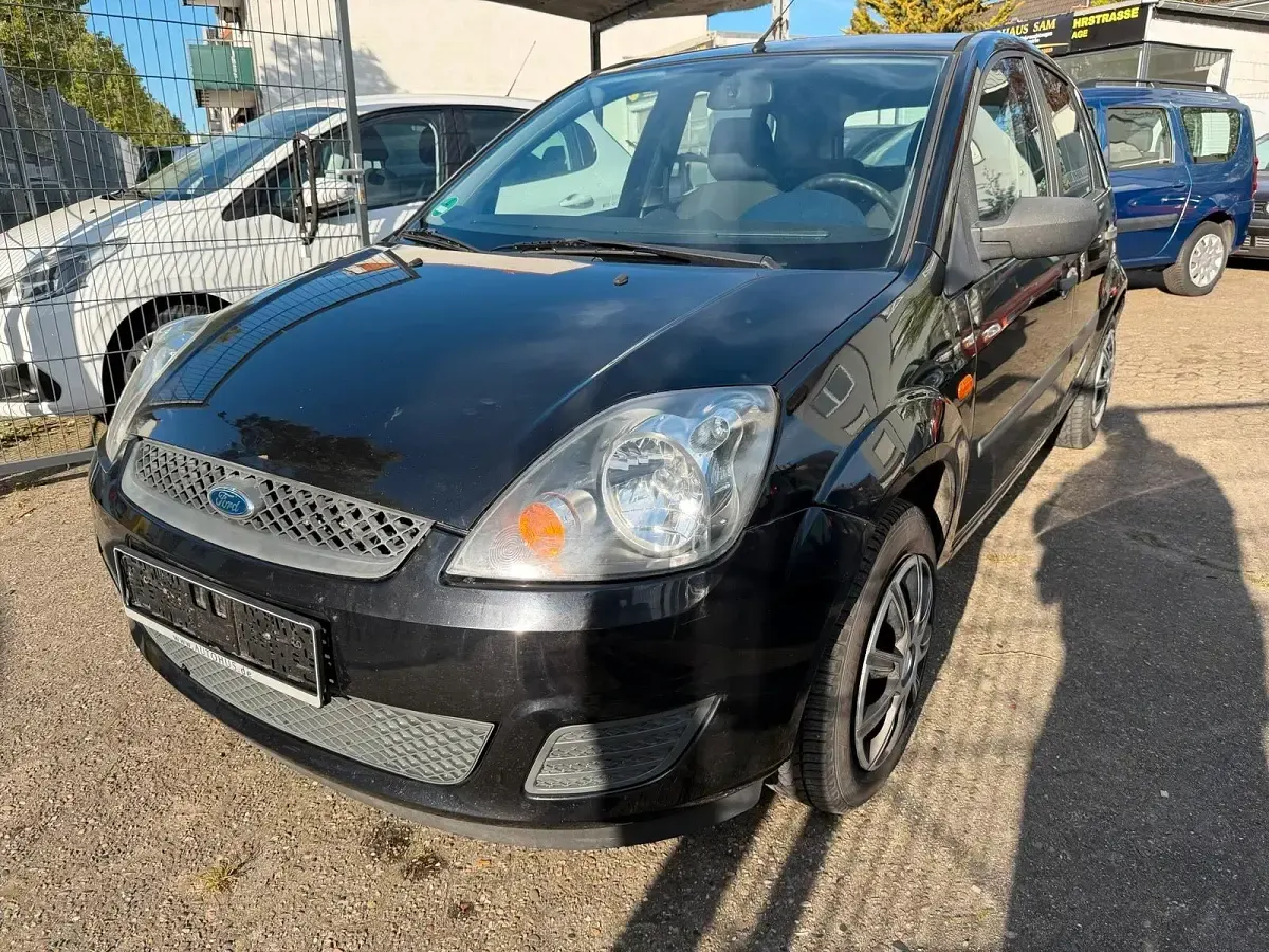 Gebraucht Ford Fiesta 75 PS (55 kW) 2007 Schwarz Kleinwagen