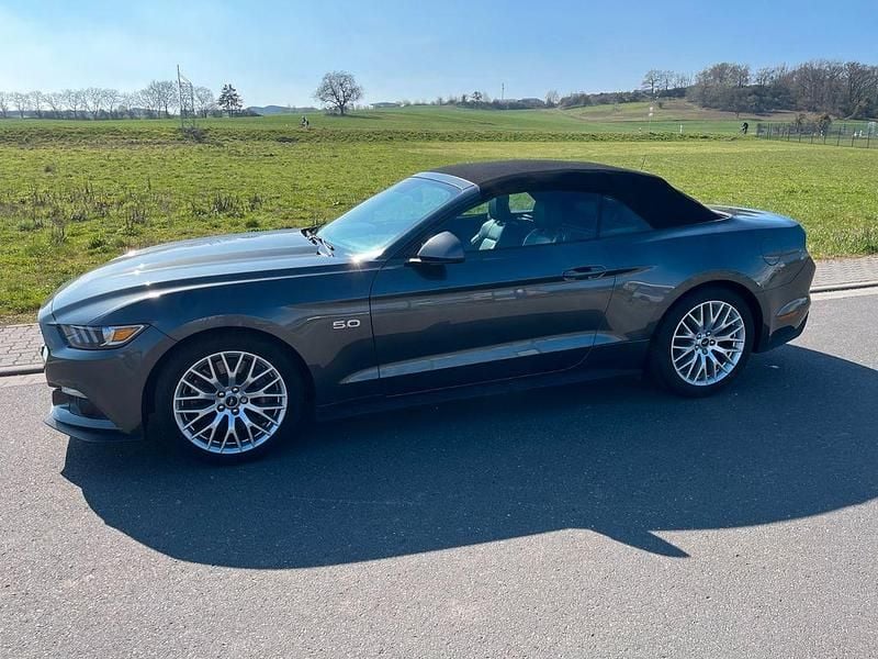Gebraucht Ford Mustang GT 421 PS (309 kW) 2016 Grau Cabrio
