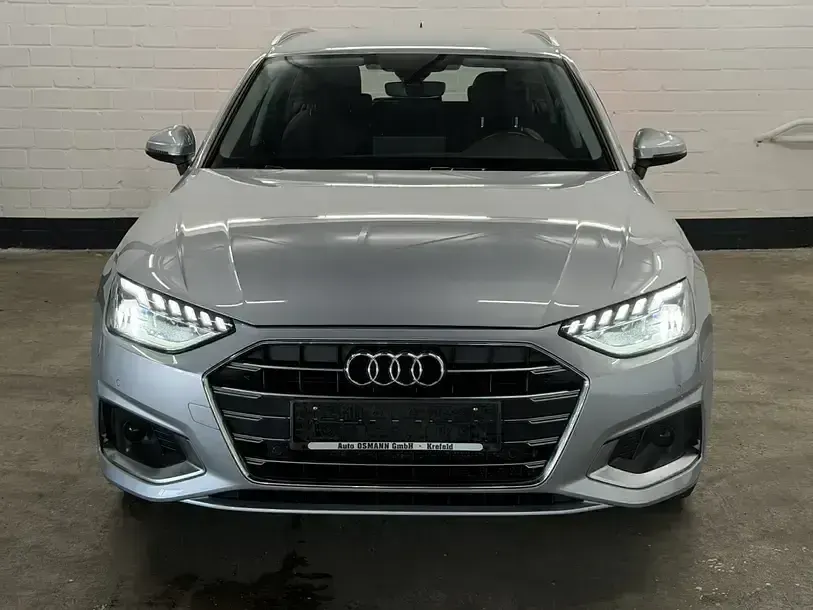 Gebraucht Audi A4 Advanced Plus 163 PS (119 kW) 2022 Silber Kombi