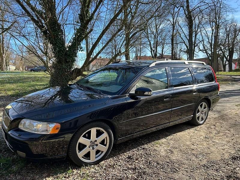 Gebraucht Volvo V70 Summum 185 PS (136 kW) 2006 Schwarz Kombi