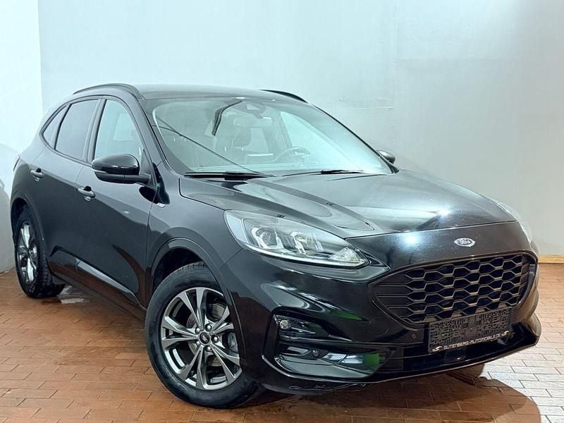 Gebraucht Ford Kuga ST-Line 120 PS (88 kW) 2021 Schwarz SUV