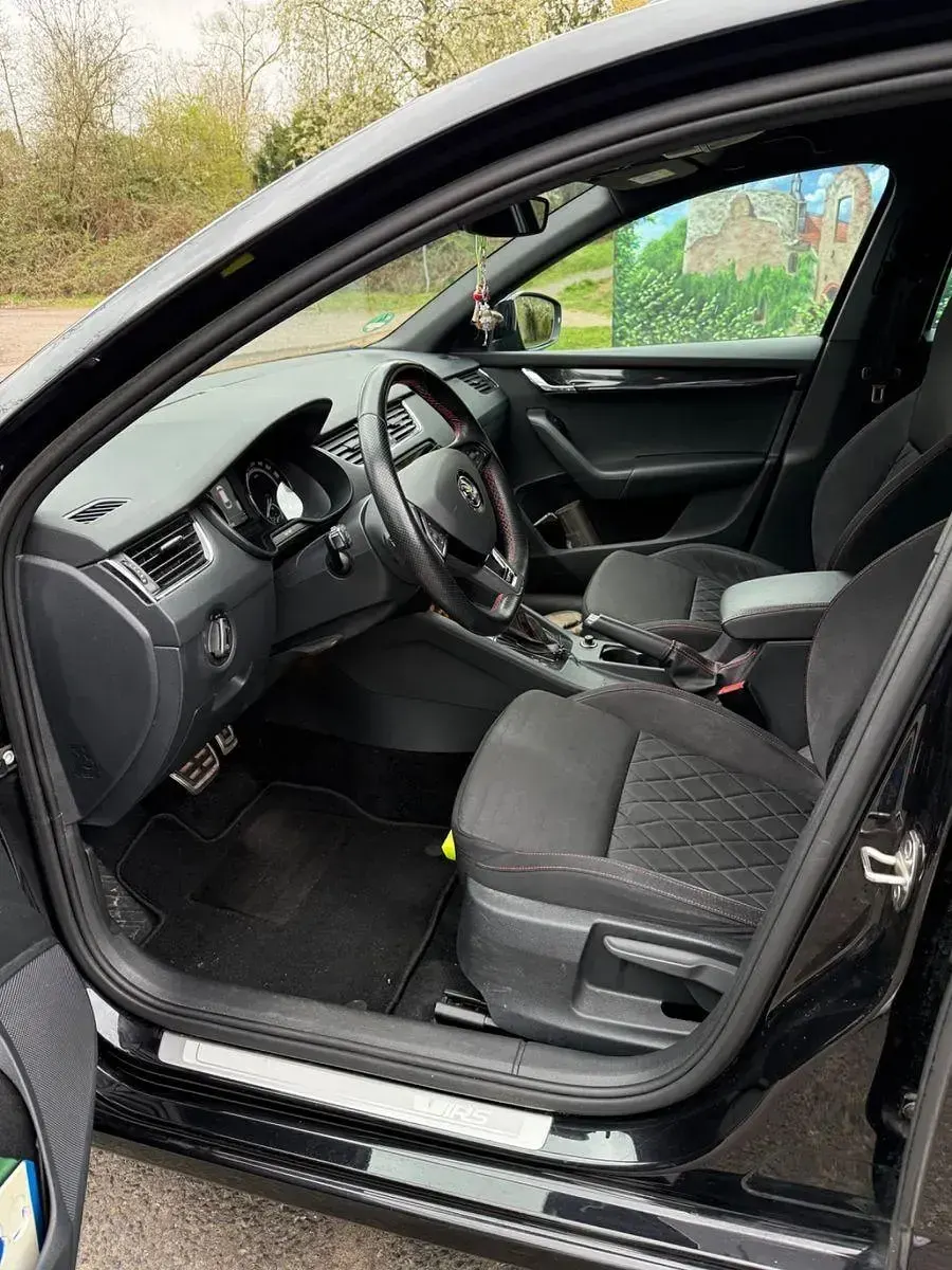 Gebraucht Skoda Octavia RS 185 PS (136 kW) 2019 Schwarz Kombi