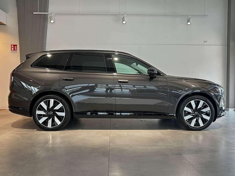 Platinum grey Neu 2025 Volvo EX90 Ultra SUV | 80.990 € - Bild 1/3
