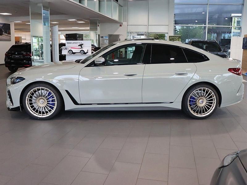 Neu Alpina B4 529 PS (389 kW) 2025 Individuallackierung modegrau uni Coupé