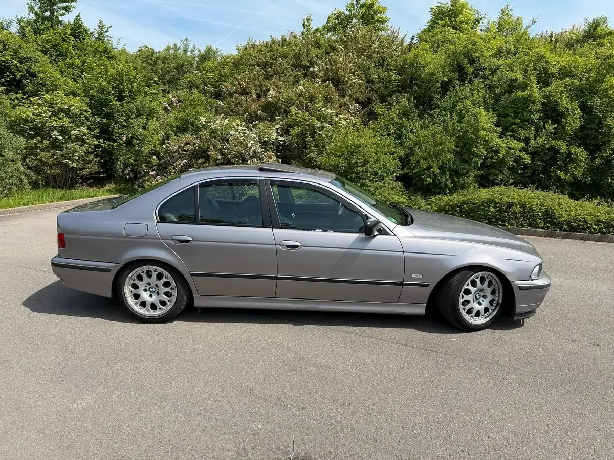 Brugt BMW 525 200 HK (147 kW) 1999 Sølv Sedan