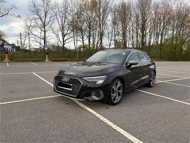 Gebraucht Audi A3 Edition .1 150 PS (110 kW) 2020 Schwarz Limousine