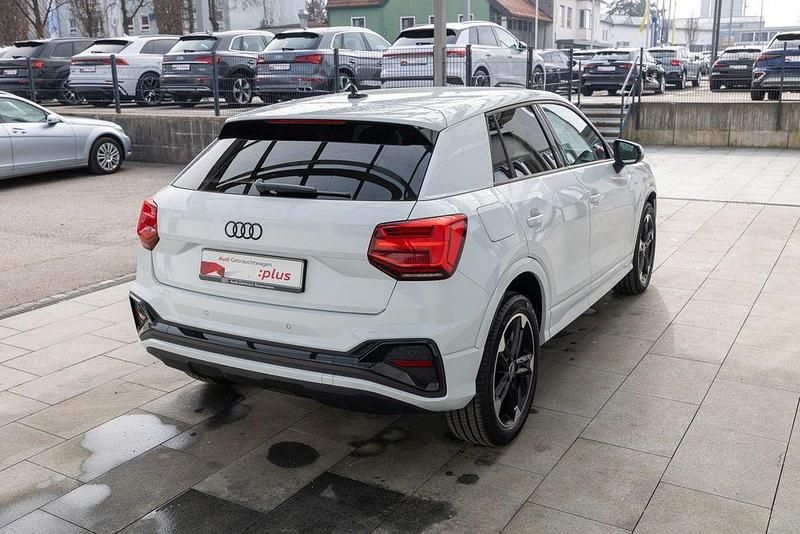 Gebraucht Audi Q2 S-Line 150 PS (110 kW) 2024 Weiß SUV