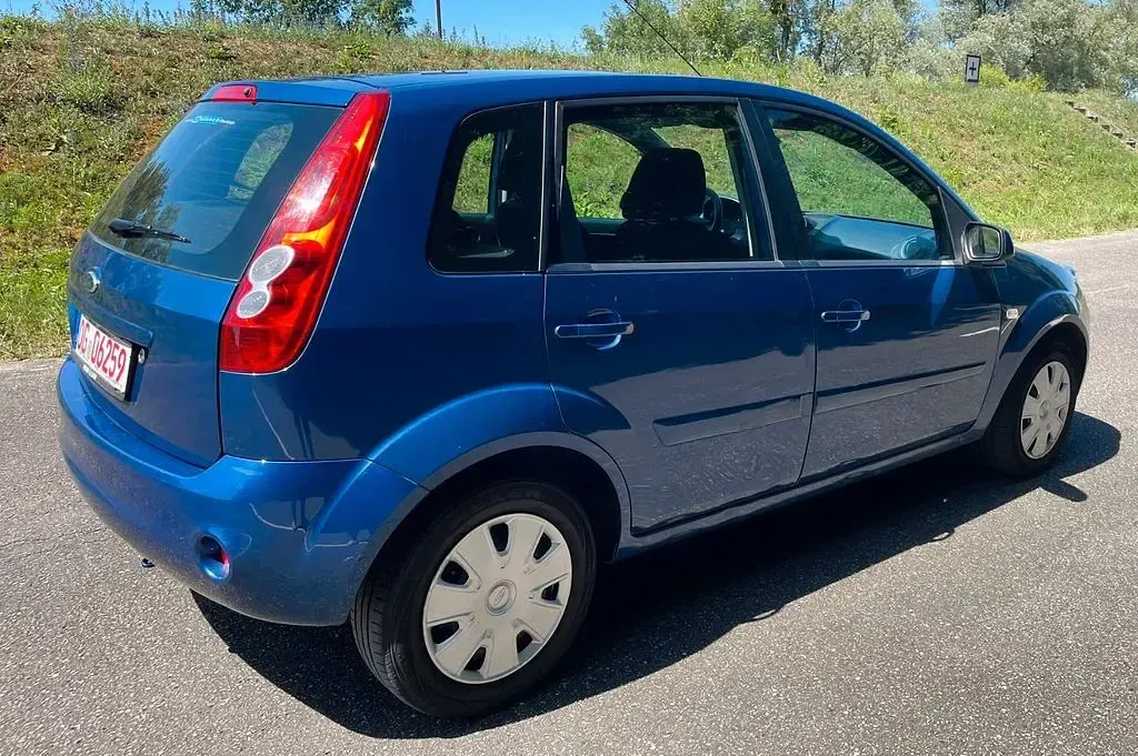 Gebraucht Ford Fiesta Style 69 PS (50 kW) 2007 Blau Kleinwagen