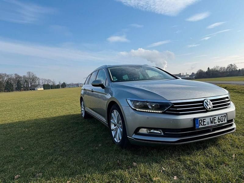 Gebraucht VW Passat Highline 239 PS (175 kW) 2015 Grau Kombi