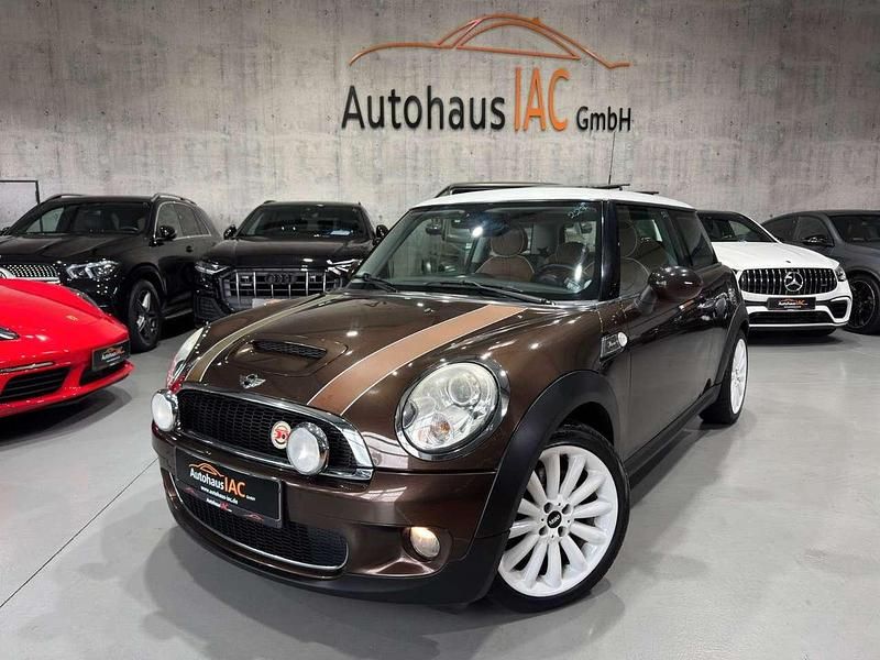 Hot chocolate metallic Gebraucht 2010 Mini Cooper S Kleinwagen | 9.900 € (Fairer Preis) - Bild 1/4