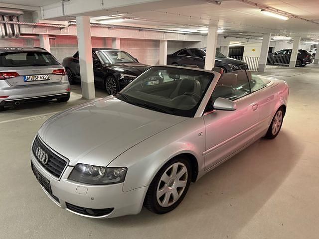 Gebraucht Audi A4 Cabriolet Sport 220 PS (161 kW) 2003 Grau Cabrio