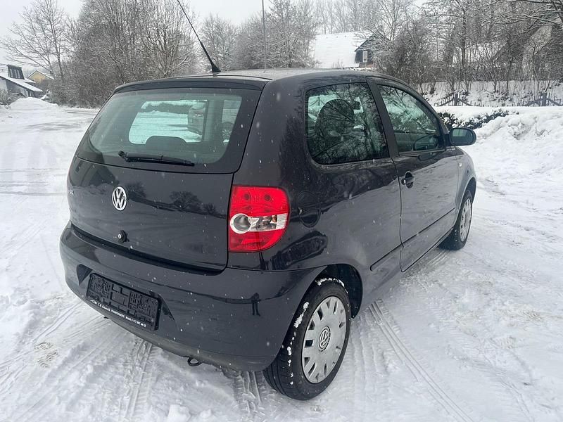 Gebraucht VW Fox 55 PS (40 kW) 2009 Grau Kleinwagen