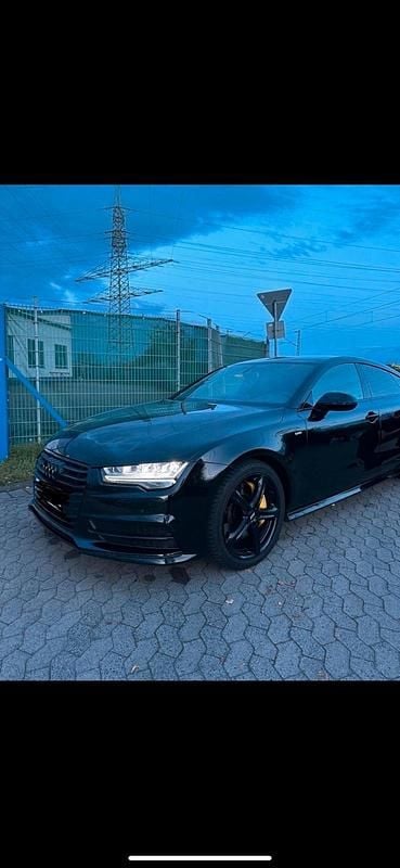 Schwarz Gebraucht 2017 Audi A7 S-Line Kleinwagen | 23.500 € (Superpreis) - Bild 1/4