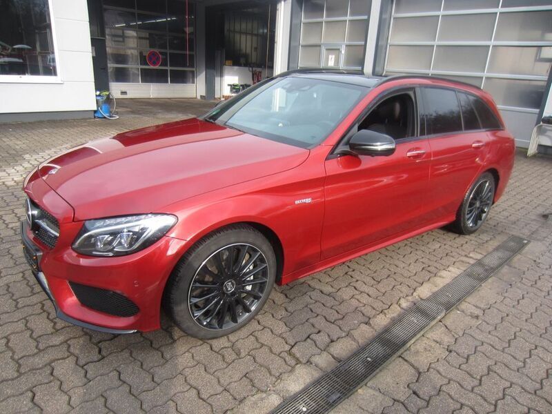 Hyazinthrot Gebraucht 2018 Mercedes C43 AMG AMG Kombi | 24.780 € (Fairer Preis) - Bild 1/4