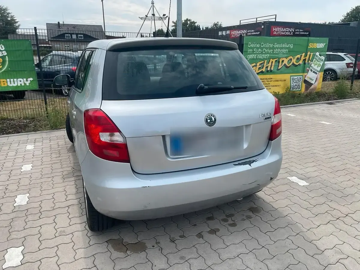 Gebraucht Skoda Fabia 60 PS (44 kW) 2009 Grau Kleinwagen