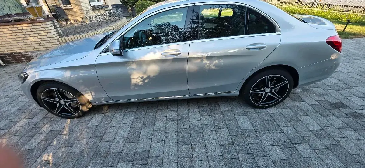 Gebraucht Mercedes C400 333 PS (244 kW) 2015 Silber Limousine