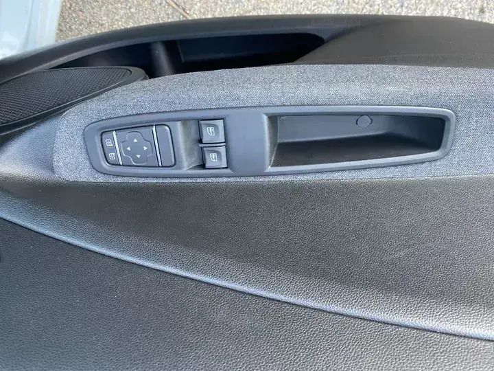 Gebraucht Renault Zoe Experience 100 kW (136 PS) 2022 Weiß Kleinwagen