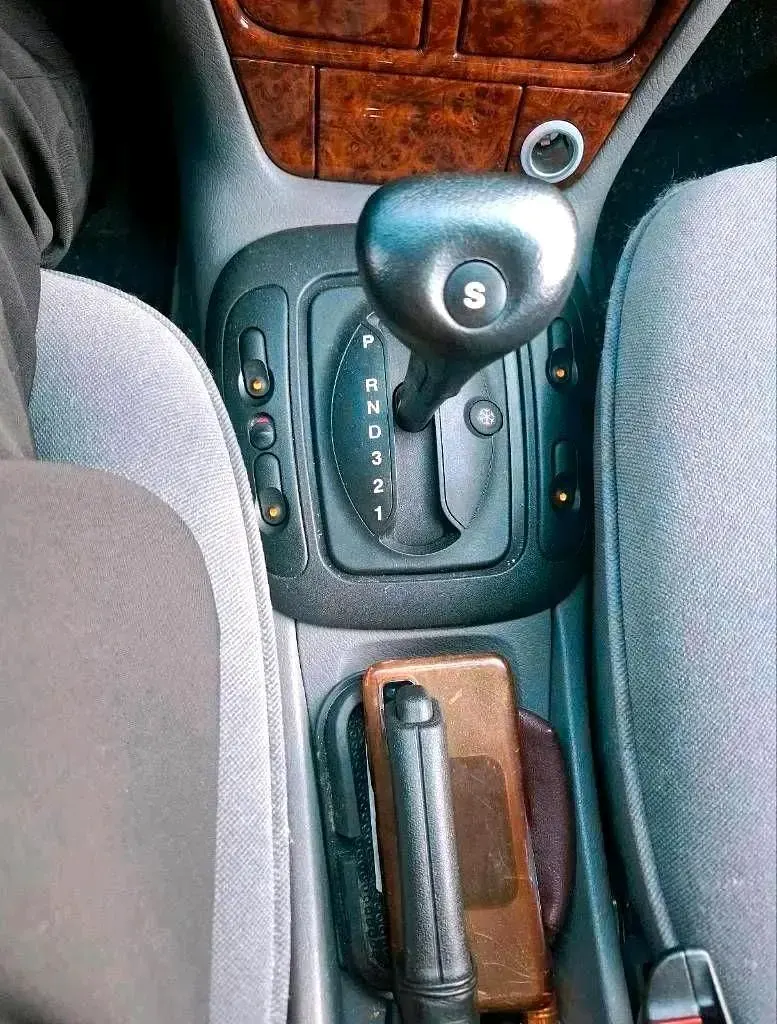 Gebraucht Opel Vectra 115 PS (84 kW) 1996 Gold Limousine