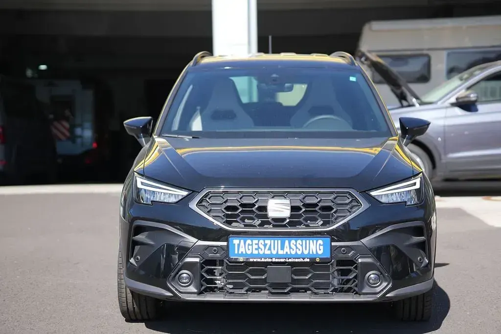 Neu Seat Arona FR 116 PS (85 kW) 2026 Schwarz SUV