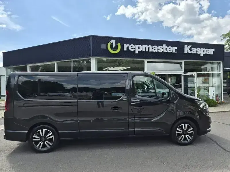 Gebraucht Renault Trafic 170 PS (125 kW) 2022 Tenebroschwarz Van / Kleinbus
