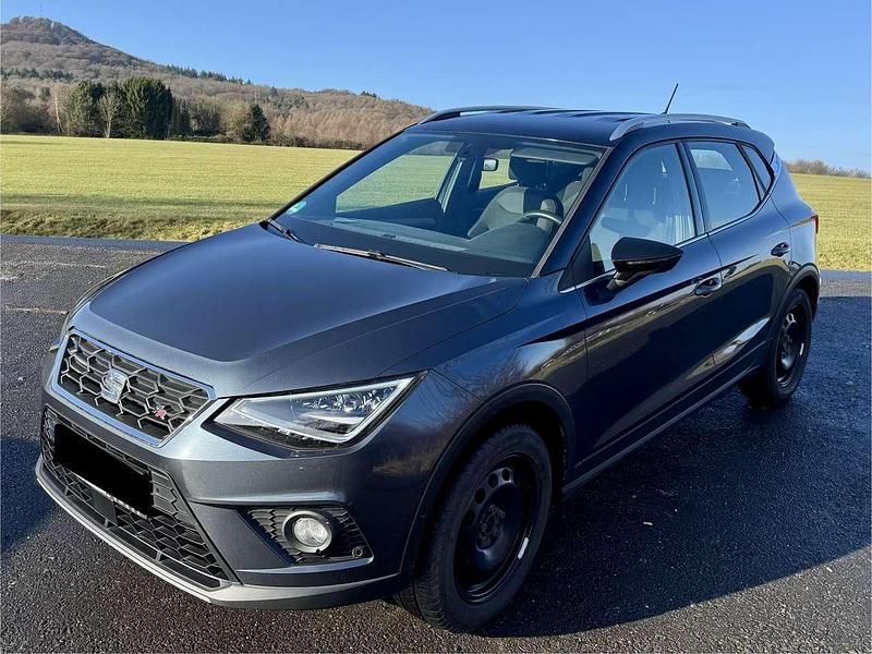 Gebraucht Seat Arona FR 116 PS (85 kW) 2019 Grau SUV