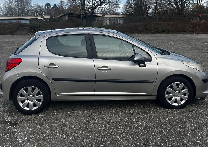 Gebraucht Peugeot 207 73 PS (53 kW) 2008 Grau Kombi