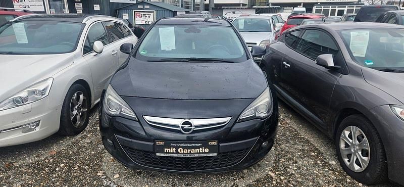 Gebraucht Opel Astra GTC Innovation 165 PS (121 kW) 2013 Schwarz Coupé