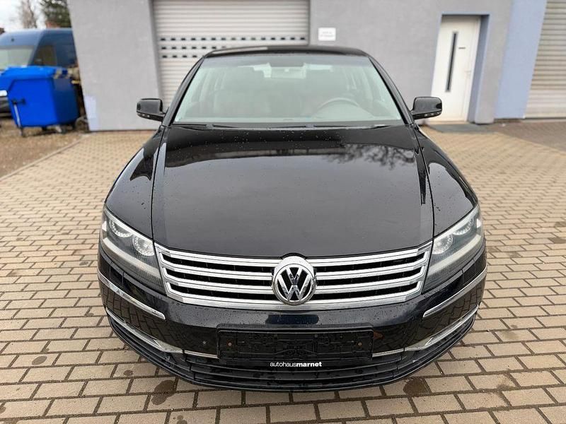Schwarz Gebraucht 2010 VW Phaeton Limousine | 10.499 € (Fairer Preis) - Bild 1/4
