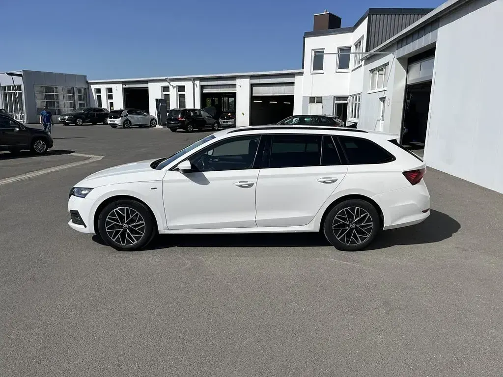 Brugt Skoda Octavia 150 HK (110 kW) 2021 Hvid Stationcar