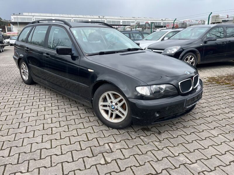 Gebraucht BMW 318 143 PS (105 kW) 2002 Schwarz Kombi