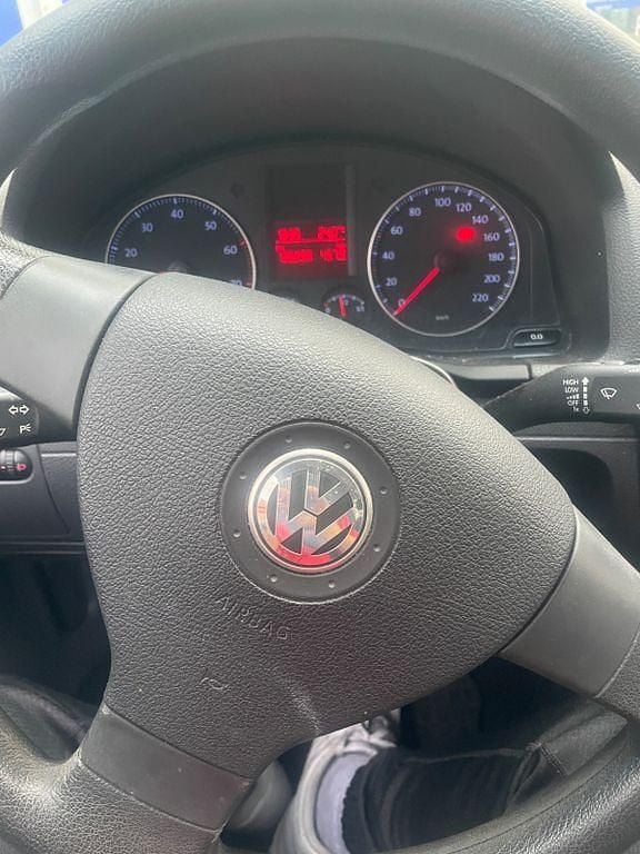 Schwarz Gebraucht 2008 VW Golf VI Edition Kleinwagen | 3.750 € (Guter Preis) - Bild 1/4